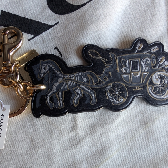 Coach Chelsea X Champlain Tattoo Tote and Keychain - Picture 9 of 13